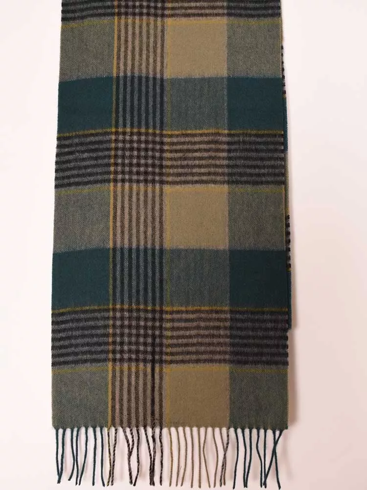 100% Lambswool Green Check Scarf