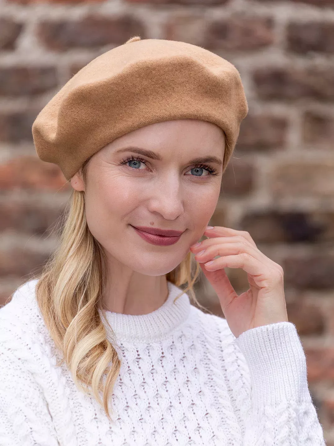 100% Merino Wool Beret Camel