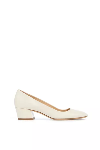Agathe Low Heel Pump in Ivory Leather