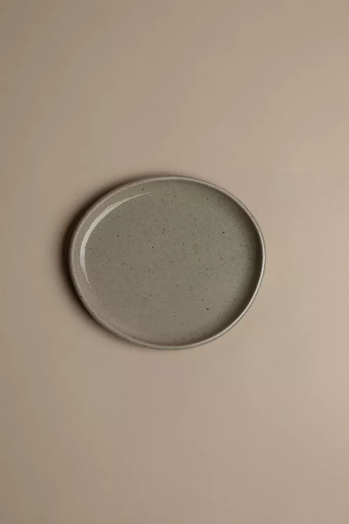 ASHEN SALAD PLATE