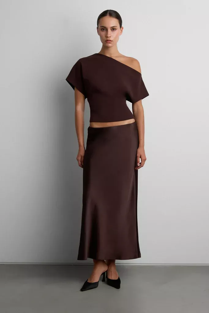 ASYMMETRICAL OFF SHOULDER TOP