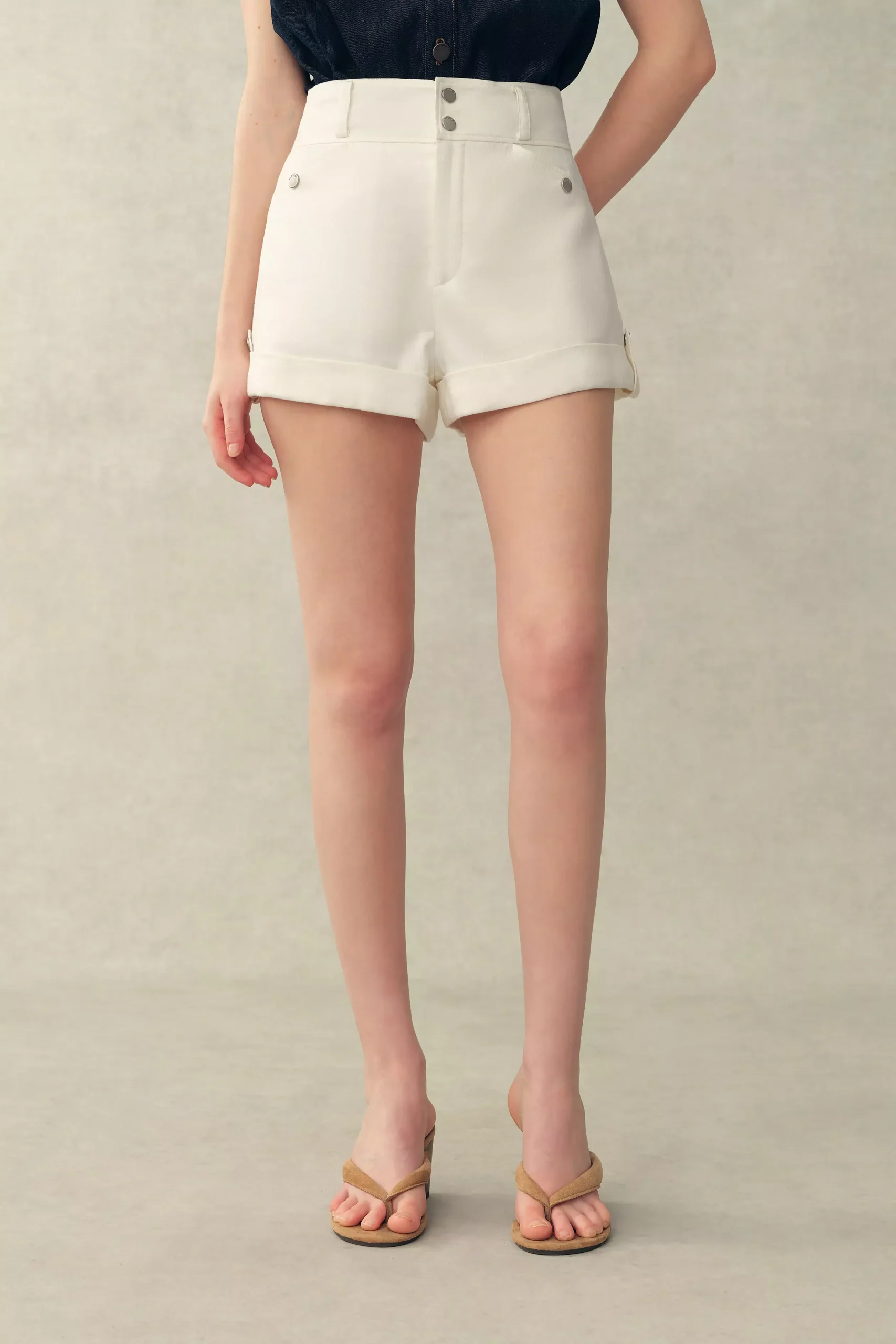 Barney A Line CuffedCargo Short in Linen Blend