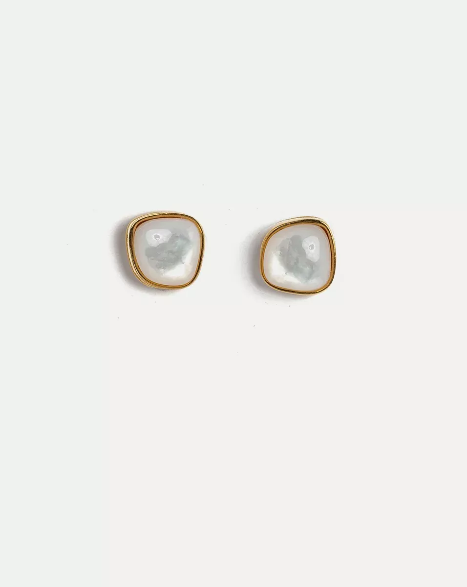 Bay Stud Earrings