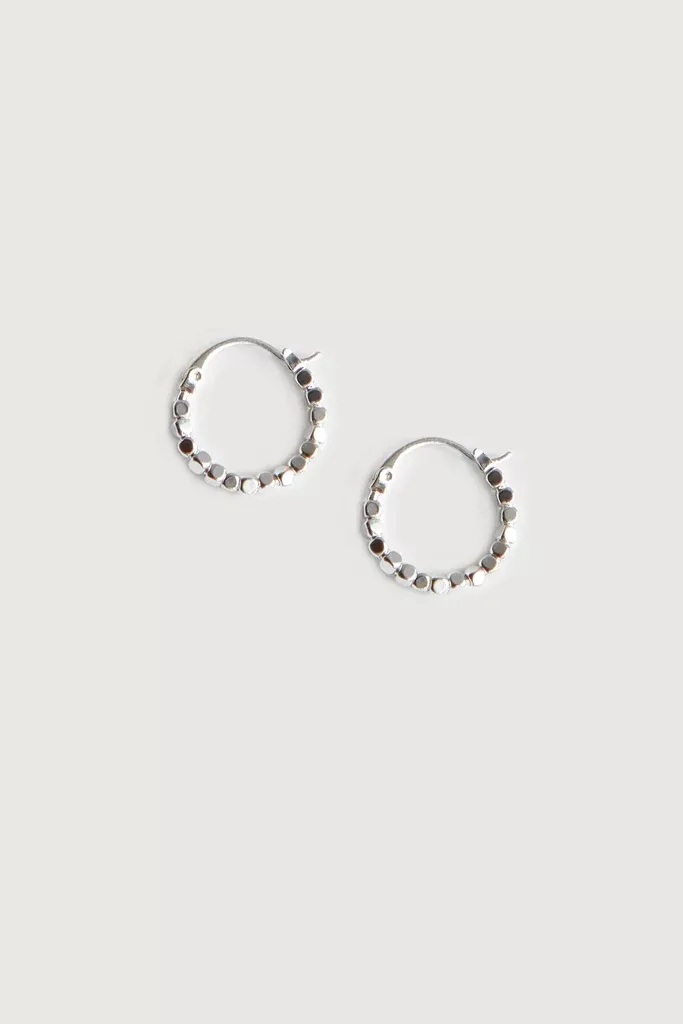 BEADED HOOPS
