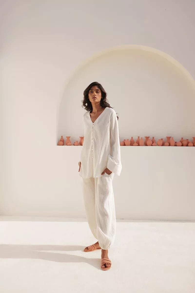 Budapest Top (Ivory)
