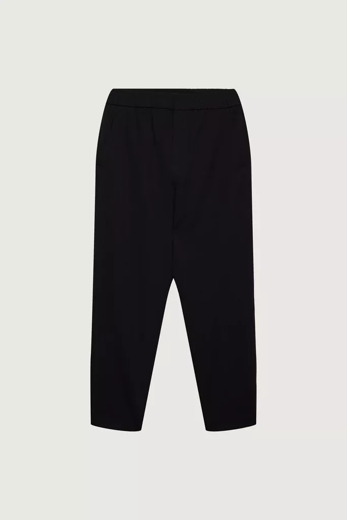 CLASSIC TAPERED PANT