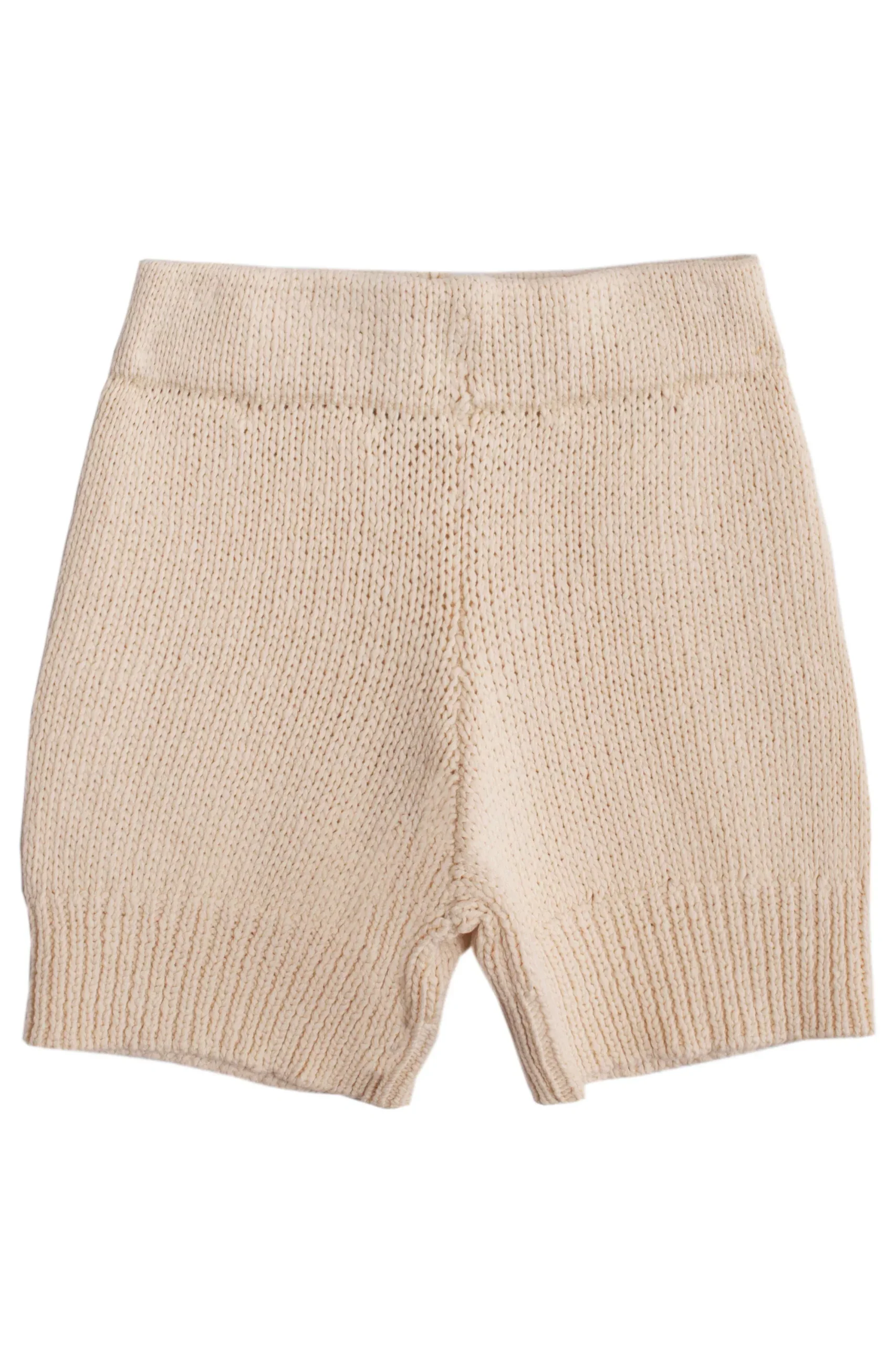 Cream Zubat Short