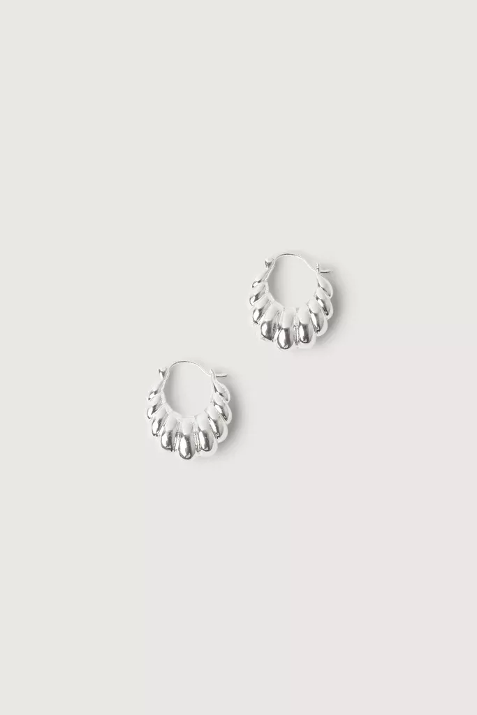 CROISSANT HUGGIE EARRINGS