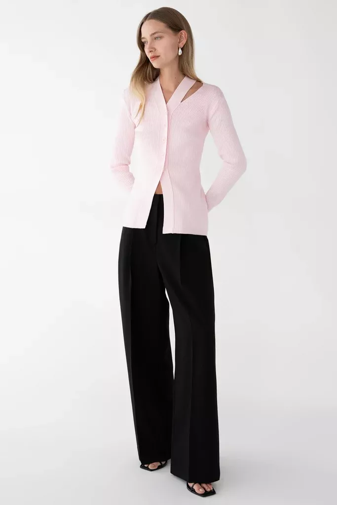 CUT OUT DETAIL BUTTON-FRONT CARDIGAN