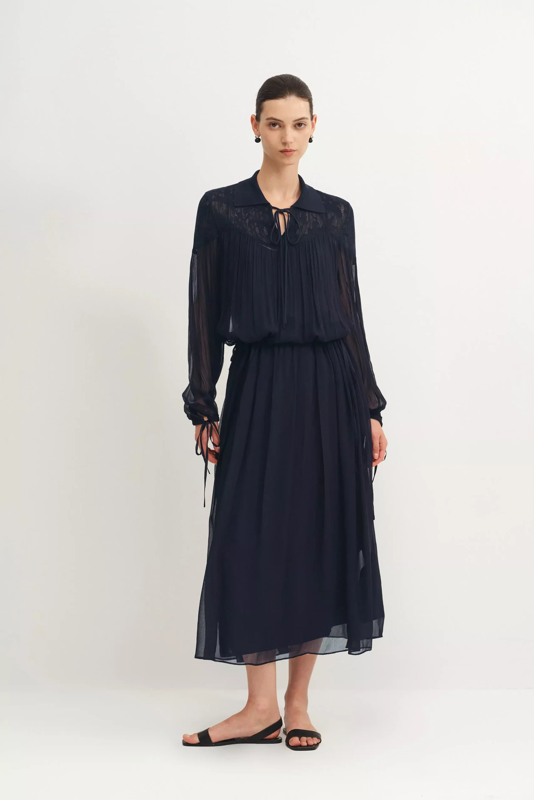 Doe Lacey Dress in Crepe Georgette