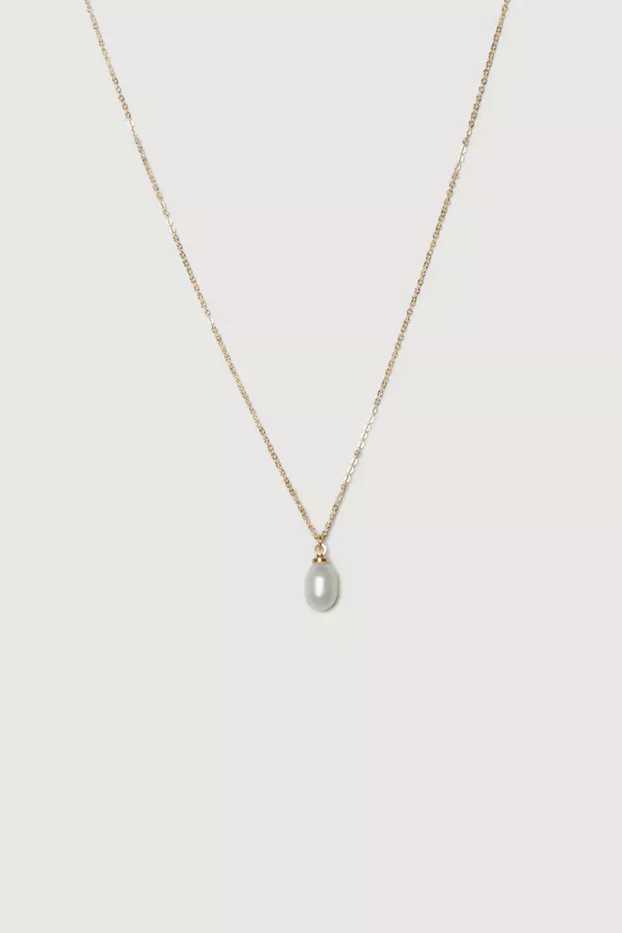 FRESH WATER PEARL NECKLACE