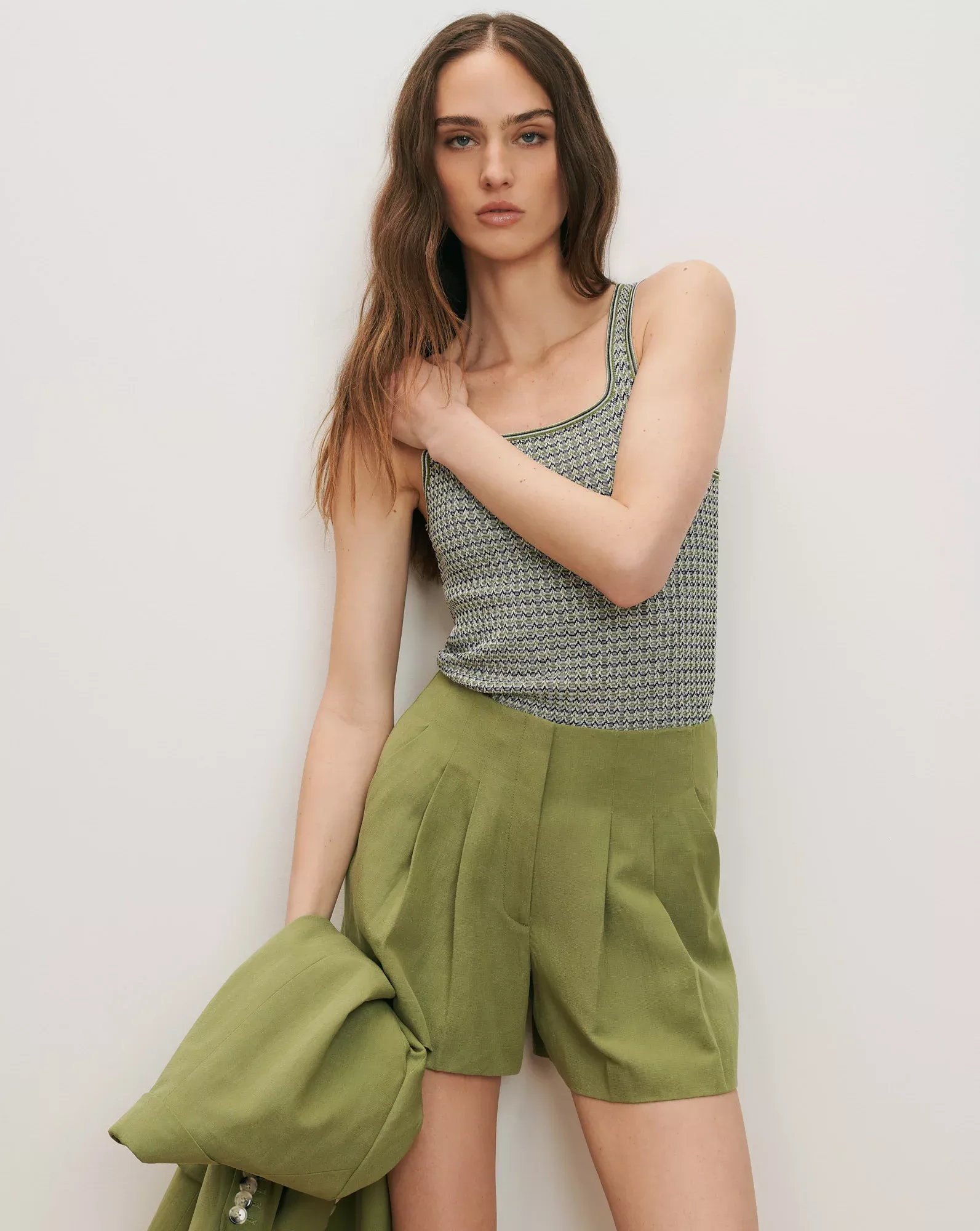 Gables Pleated Short
