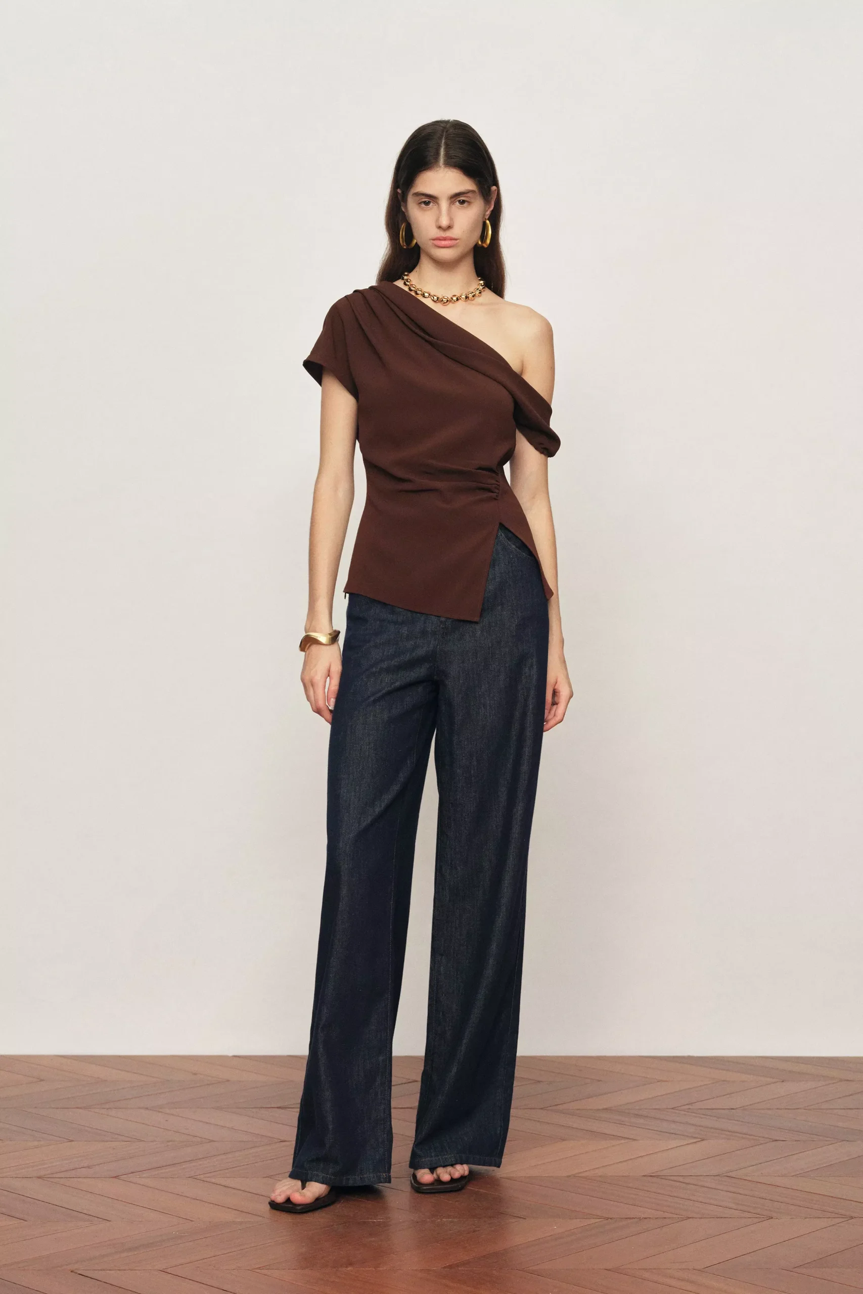 Hazel Asymmetric Ruched One Shoulder Side Slit Fitted Top in Triacetate Blend