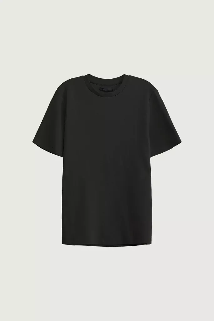 HEAVYWEIGHT CREWNECK T-SHIRT