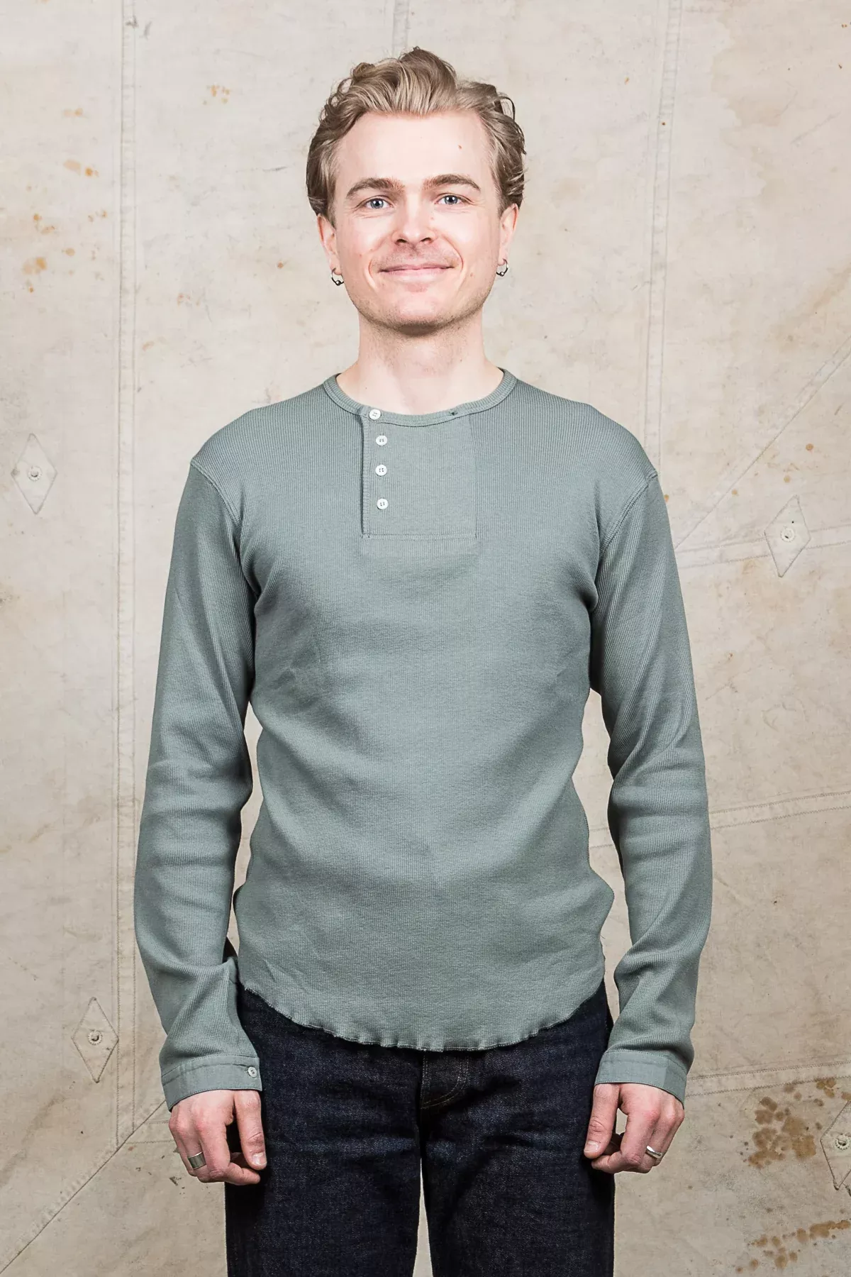 Indigofera Hank Long Sleeve Henley Army Canteen