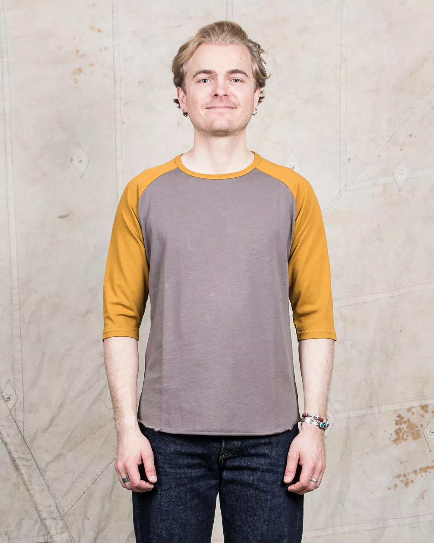 Indigofera Leon Raglan Sweater Clay Soil / Gold