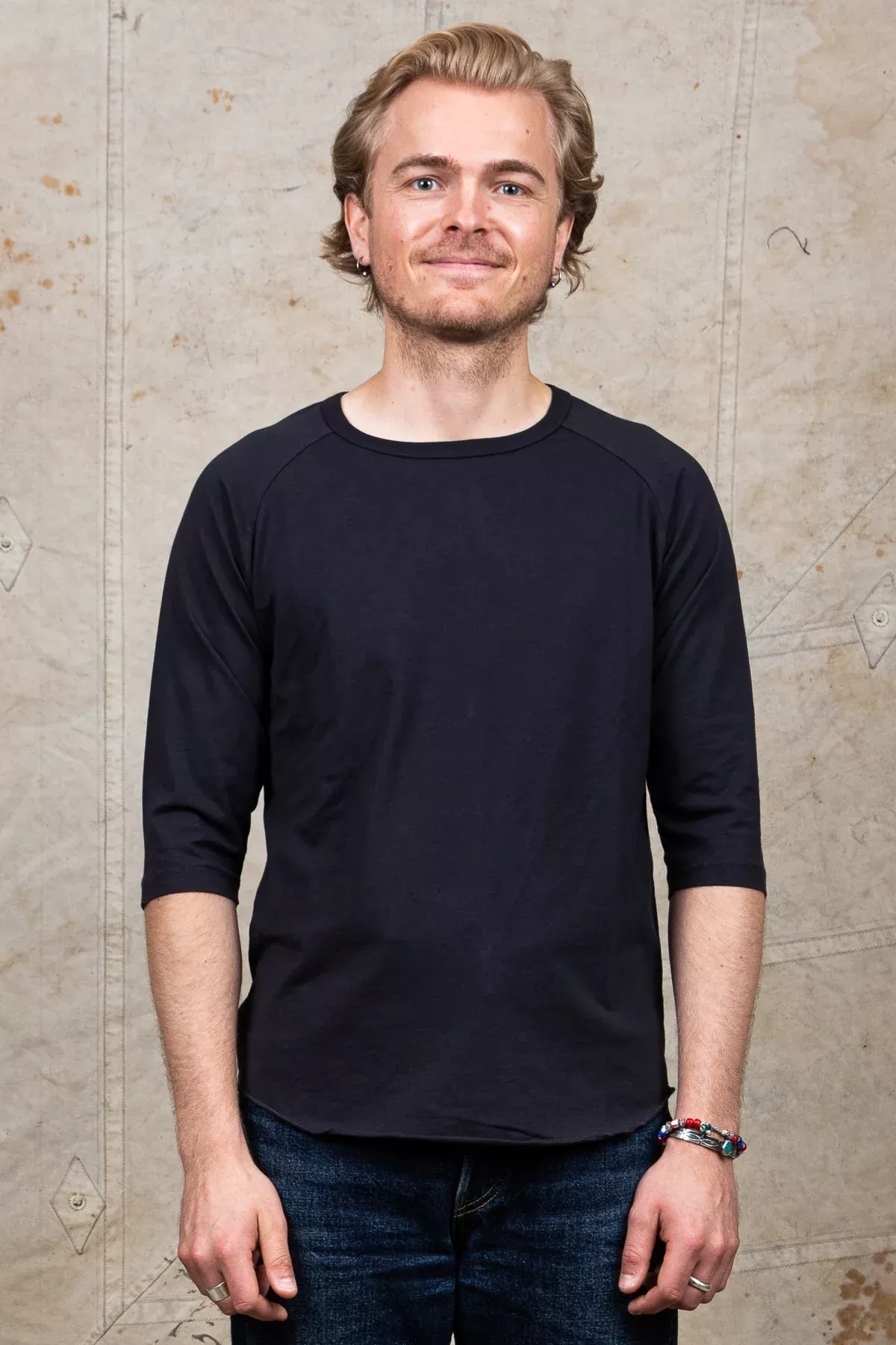 Indigofera Leon Raglan Sweater Marshall Black