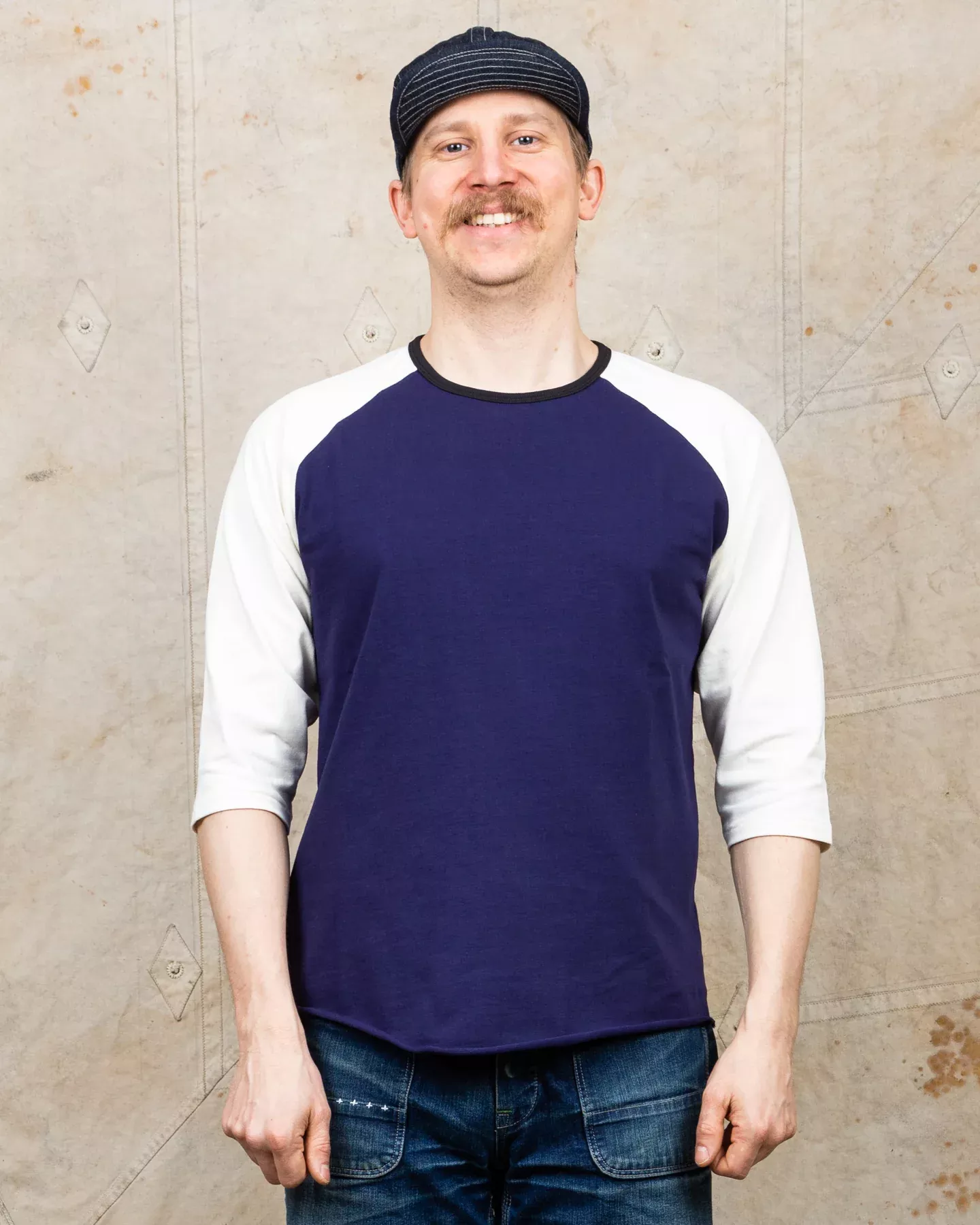 Indigofera Leon Raglan Sweater Pacific Cocatoo Black