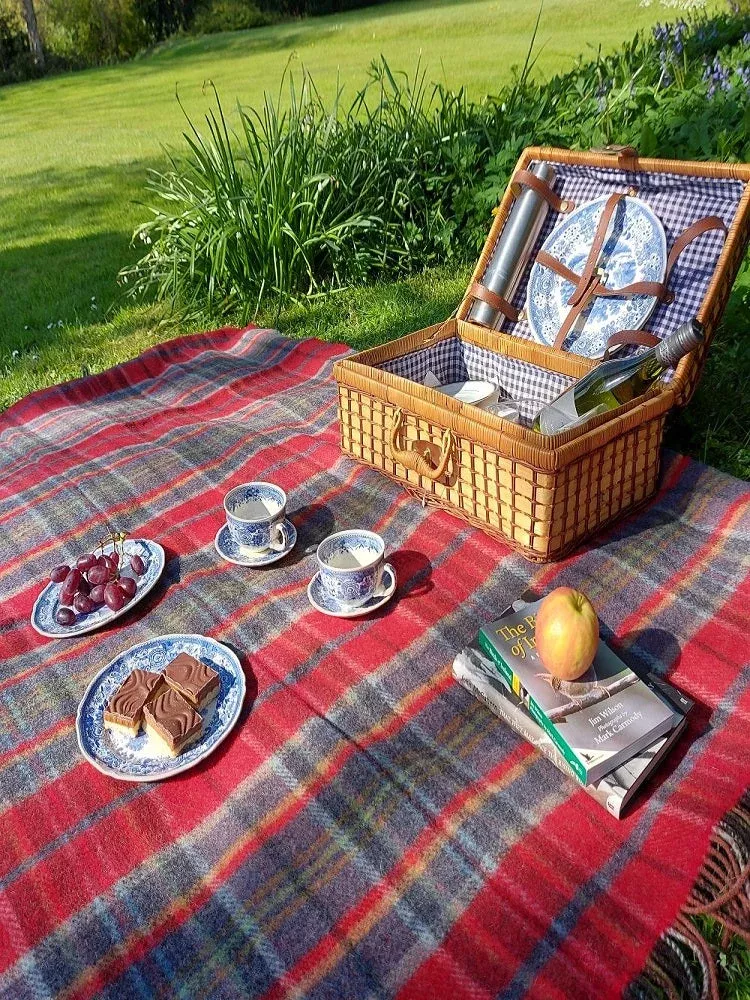 Large Irish Picnic Blanket Col: LW180
