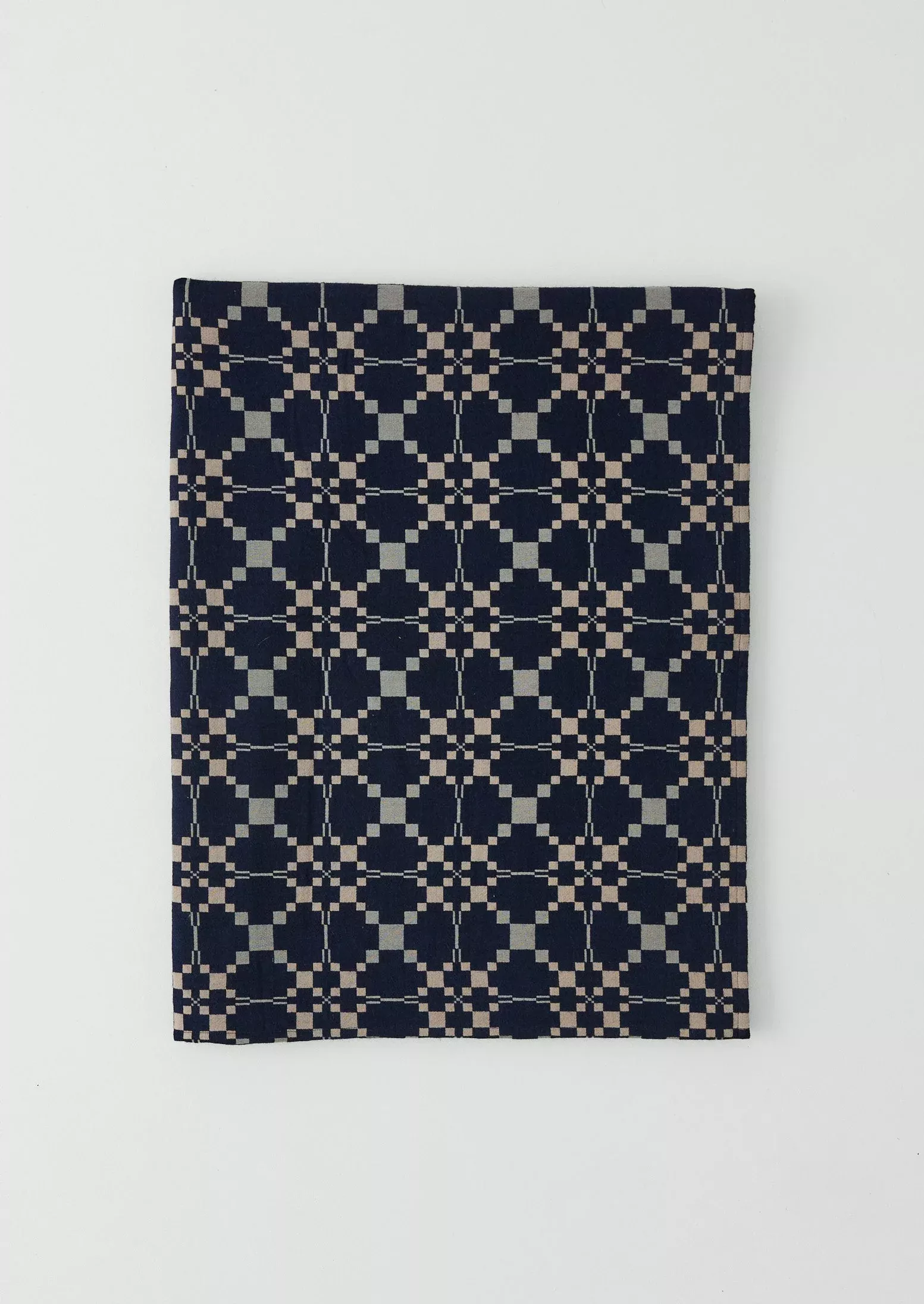 Lattice Cloth Throw
