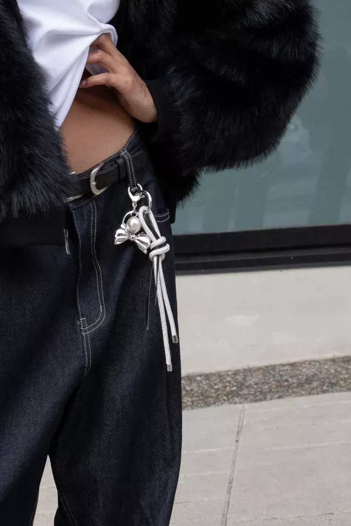 LEATHER AND GOLD ROPE BAG CHARM