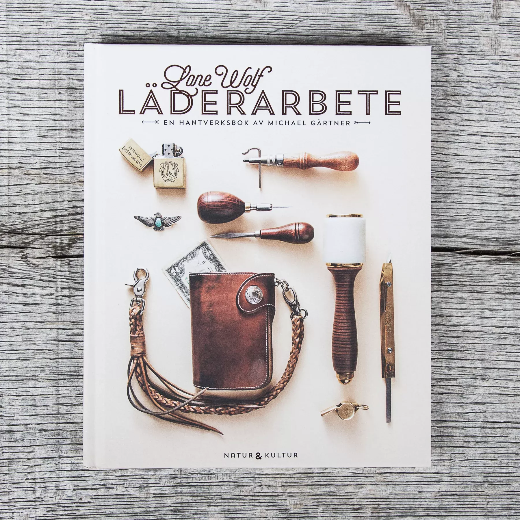 Lone Wolf Läderarbete Book