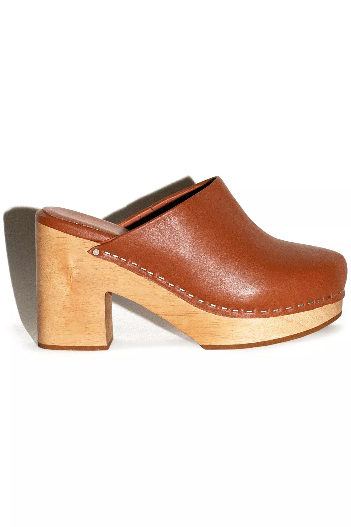 Luggage Marlo Clog