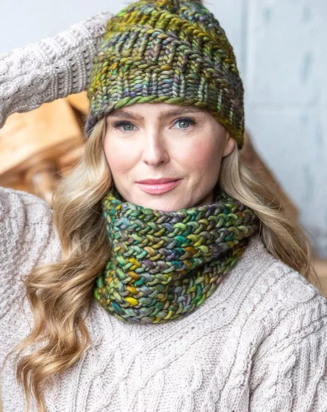 Made in Ireland Snood and Hat Set Green