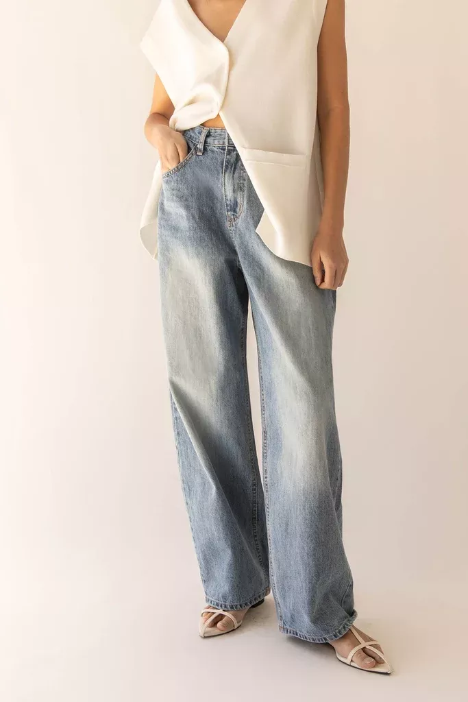 OVERSIZED JEAN