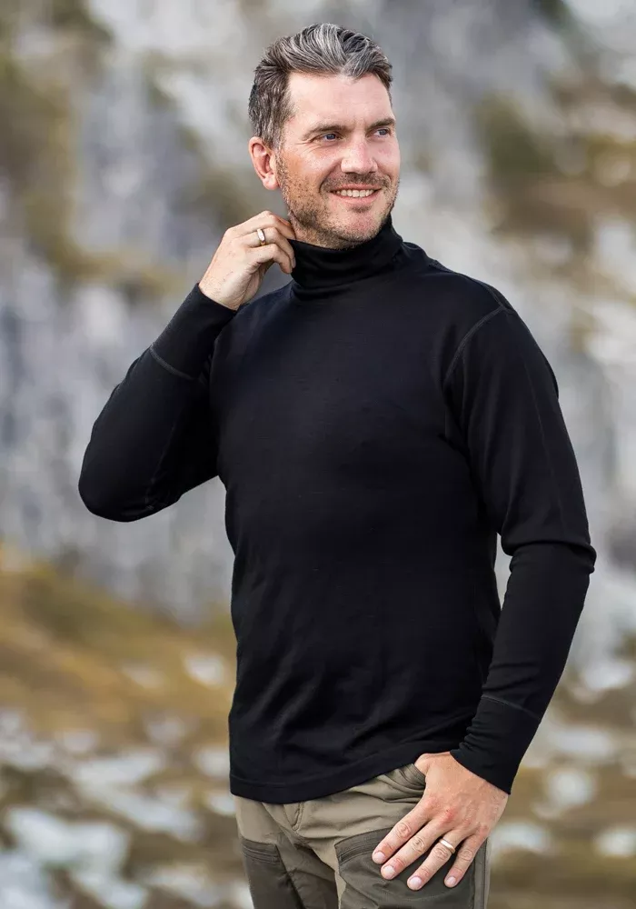 Prescott Turtleneck