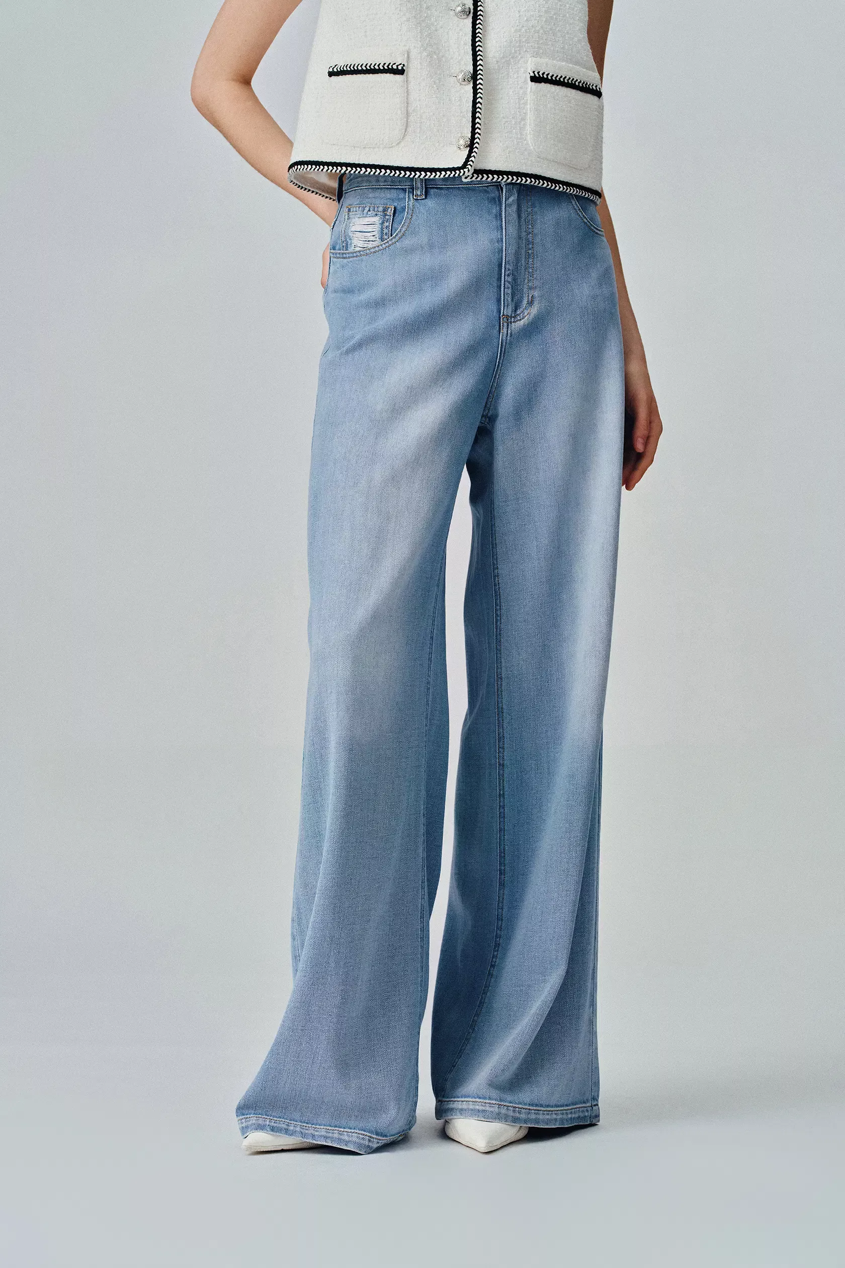 Prevernae Washed Wide-Leg Jeans in Cotton Denim