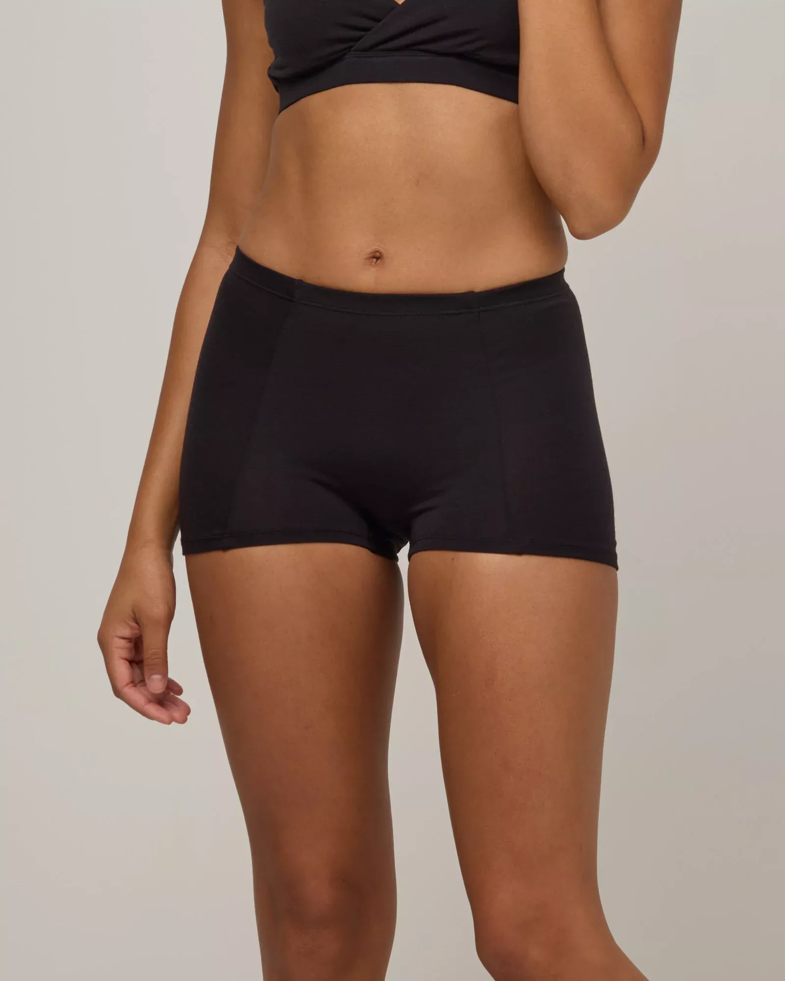 Roam High Waist Shortie
