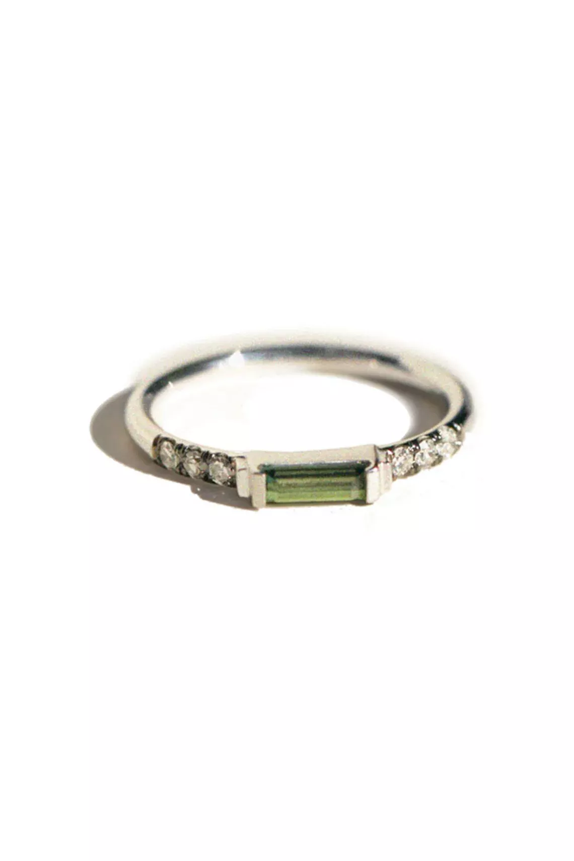 Sapphire Illumination Ring