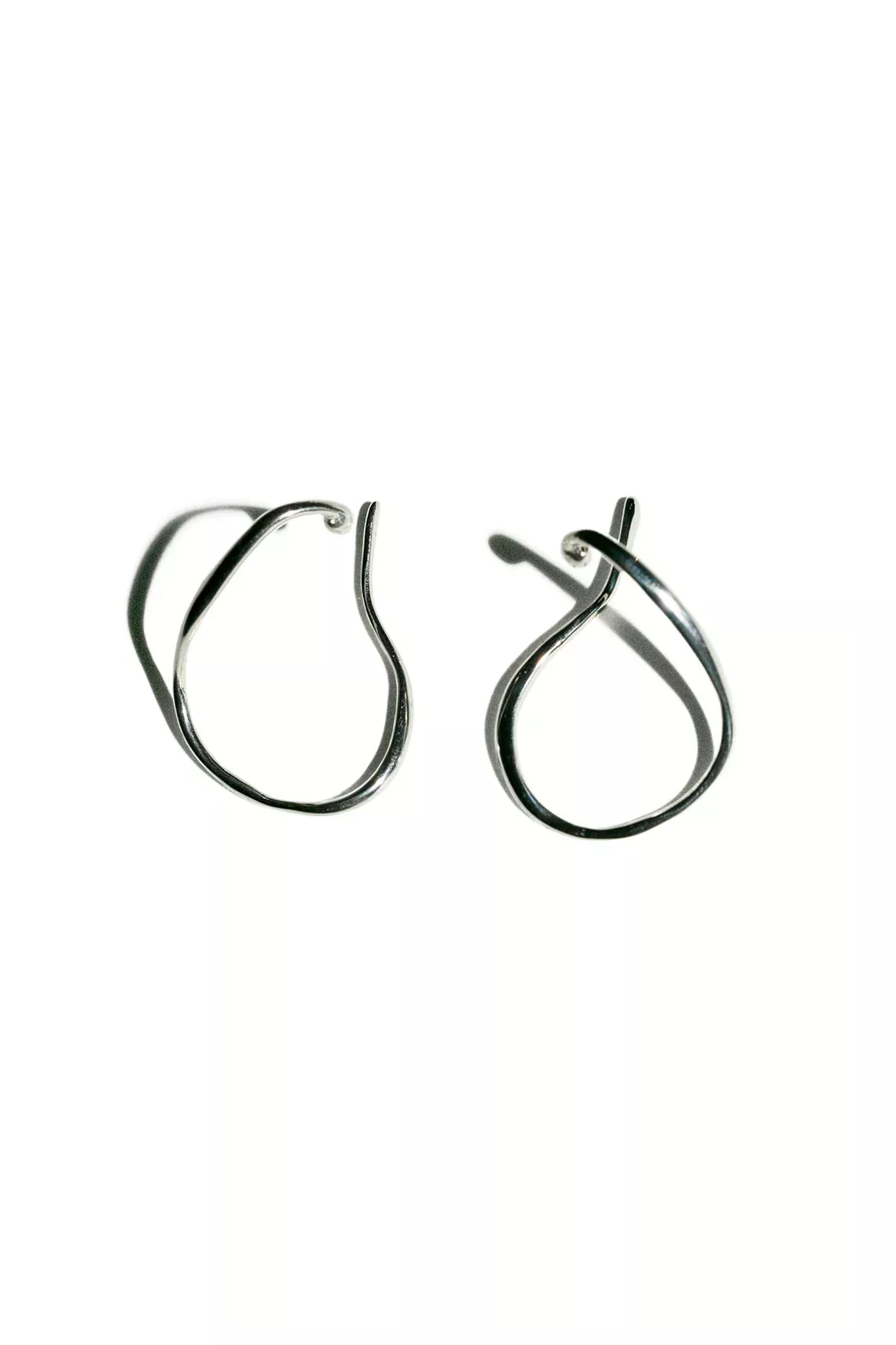 Silver Vinea Hang Earrings