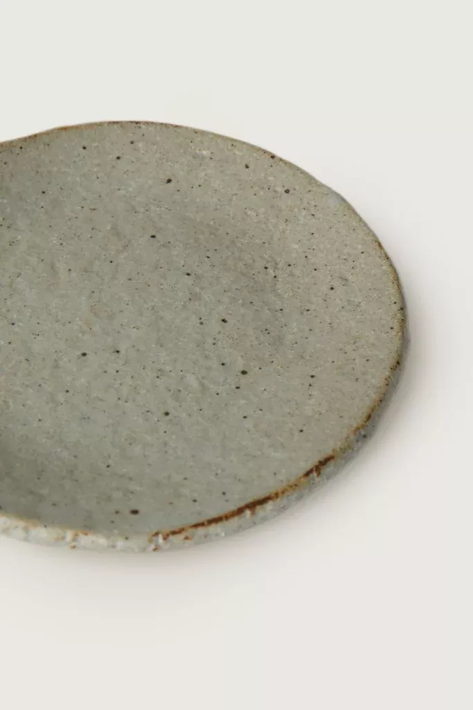 TEXTURED STONEWARE SIDE PLATE