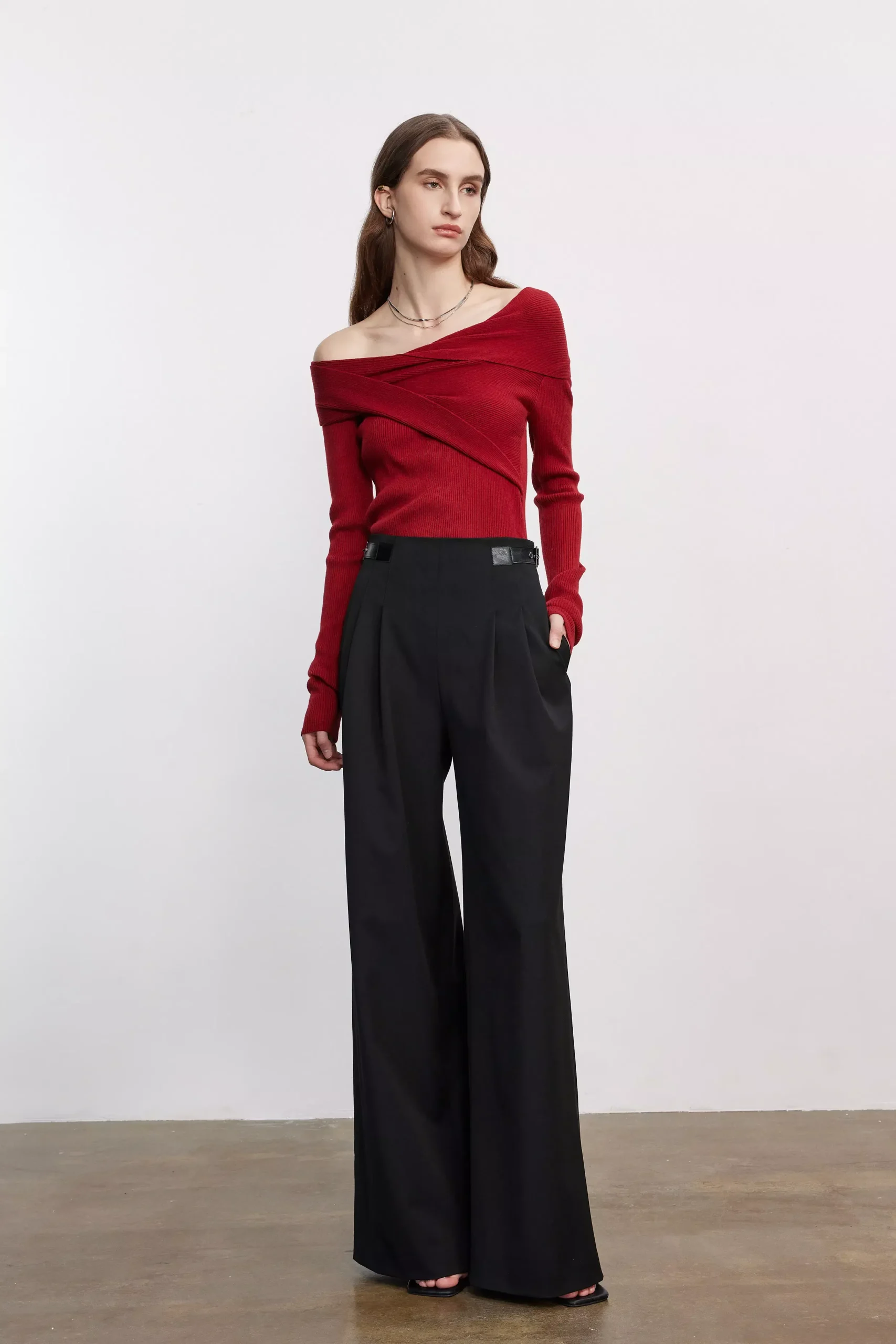 Venus Convertible Off Shoulder Long Sleeve Top