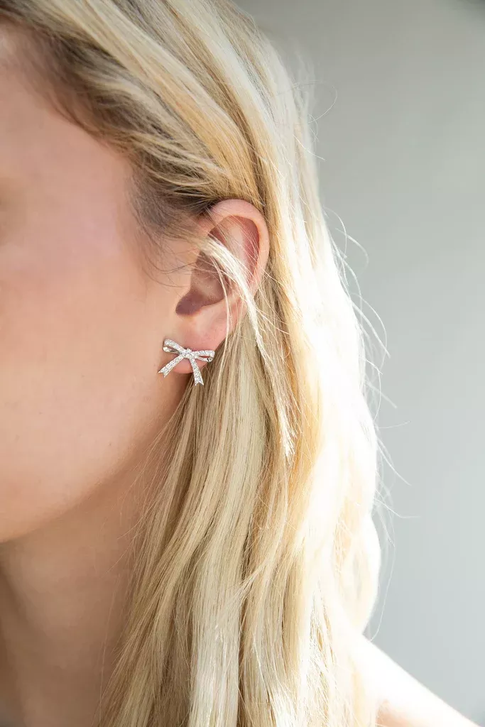 ZIRCONIA BOW EARRING